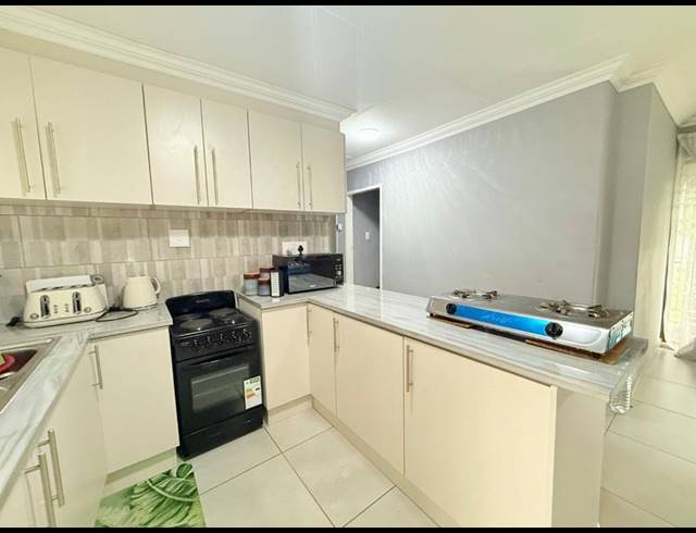 3 BEDROOM HOUSE FOR SALE IN VANDERBIJLPARK CW 6